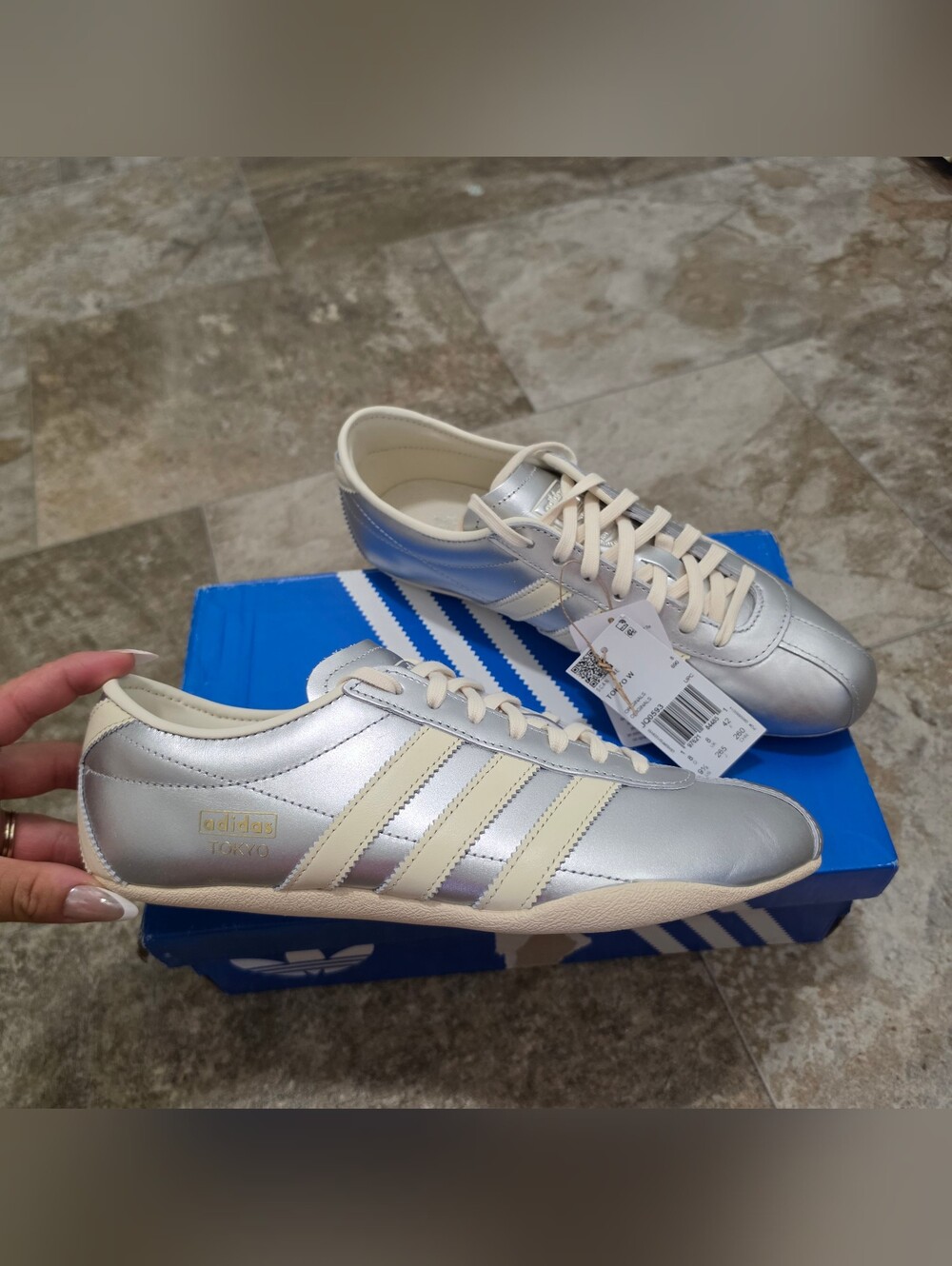 adidas Originals Tokyo Sneakers 9.5W